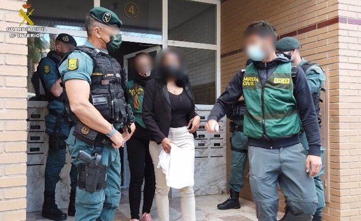 Guardia Civil libera a 5 mujeres y detiene a 10 personas, varias en Toledo, que explotaban sexualmente a víctimas sudamericanas