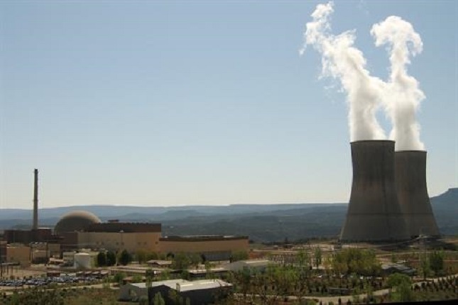 La central nuclear de Trillo sufre un incendio en un transformador principal que origina la parada del reactor