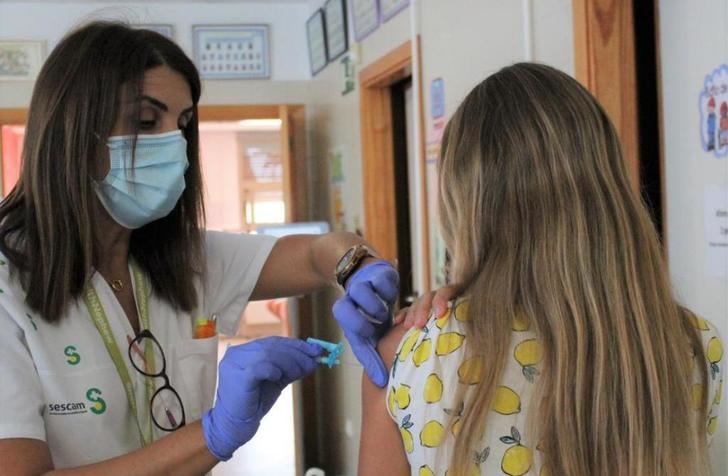 Castilla-La Mancha administra 196.000 vacunas contra el COVID-19 en las dos primeras semanas de agosto