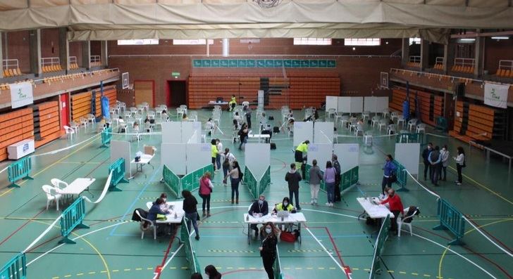 Albacete ralentiza la campaña de vacunación por falta de dosis