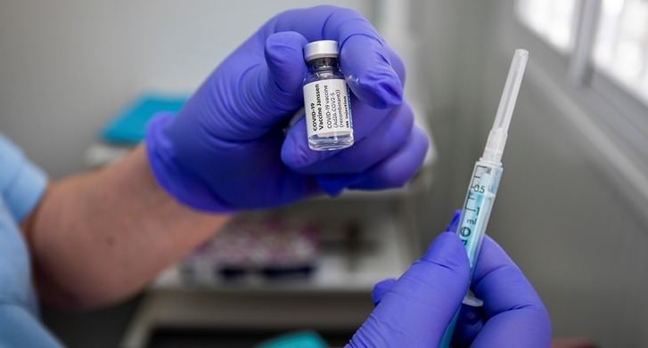 Castilla-La Mancha planteará a Gobierno extender la vacuna de Janssen a menores de 60 años