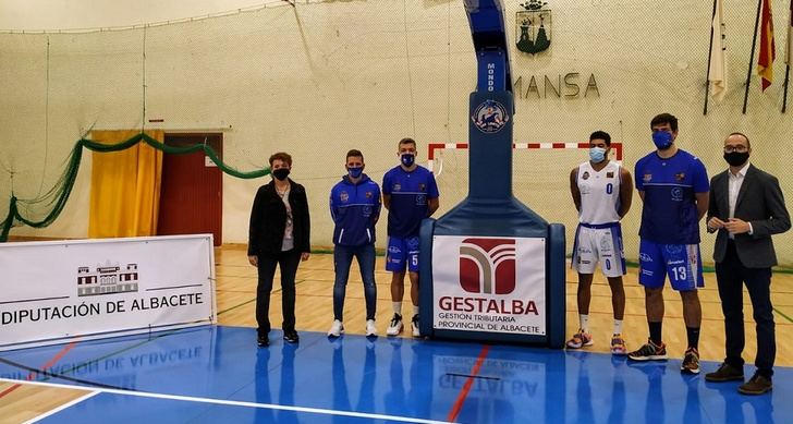 La Diputación de Albacete mantendrá su compromiso con el CB Almansa, “el mejor equipo de baloncesto de la región”