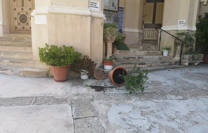 Importantes daños en el Santuario del Rosario de Hellín, causados por algún vándalo