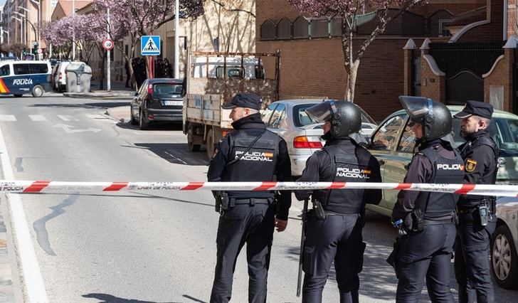 Libertad para el hombre que se atrincheró en Albacete al que se le imputan delitos de malos tratos y amenazas