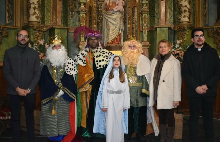La Diputación de Albacete firma un convenio para apoyar el Auto de los Reyes Magos en Vianos