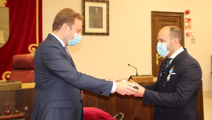 Rafael Marcos recibe orden del Mérito Civil de Albacete por su 'generosidad' colaborando con instituciones y entidades