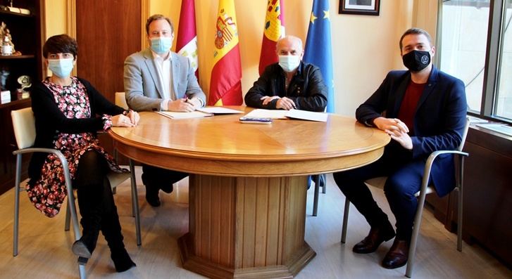 Convenio del Ayuntamiento de Albacete y FAVA para fomentar el asociacionismo y la participación