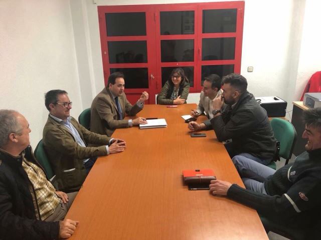 Núñez y PP de Villamalea exigen a Page que comiencen de inmediato las obras del nuevo colegio