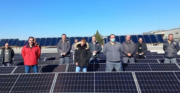 El Hospital de Villarrobledo mejora su eficiencia energética del con la instalación de 500 paneles fotovoltaicos