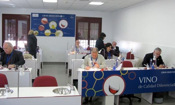 La Junta de Castilla-La Mancha continuará trabajando para garantizar la calidad de los vinos