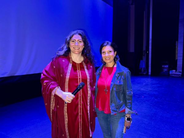 El Auditorio Municipal acoge a alumnos y profesores en la conmemoración del Día de las Niñas