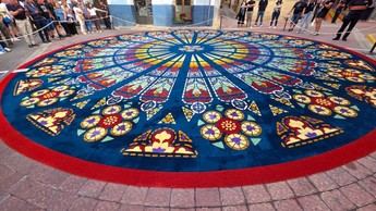 Elche de la Sierra celebra con éxito las Alfombras de Serrín en Corpus Christi