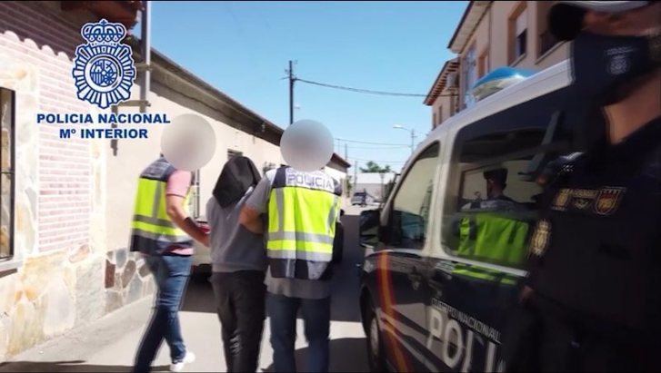 La Policía detiene en Toledo a un yihadista con más de 60 manuales sobre explosivos y técnicas de francotirador